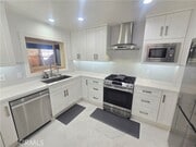 Photo - 2524 Elden Ave Townhome