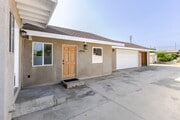 Photo - 11919 Ranchito St Apartment