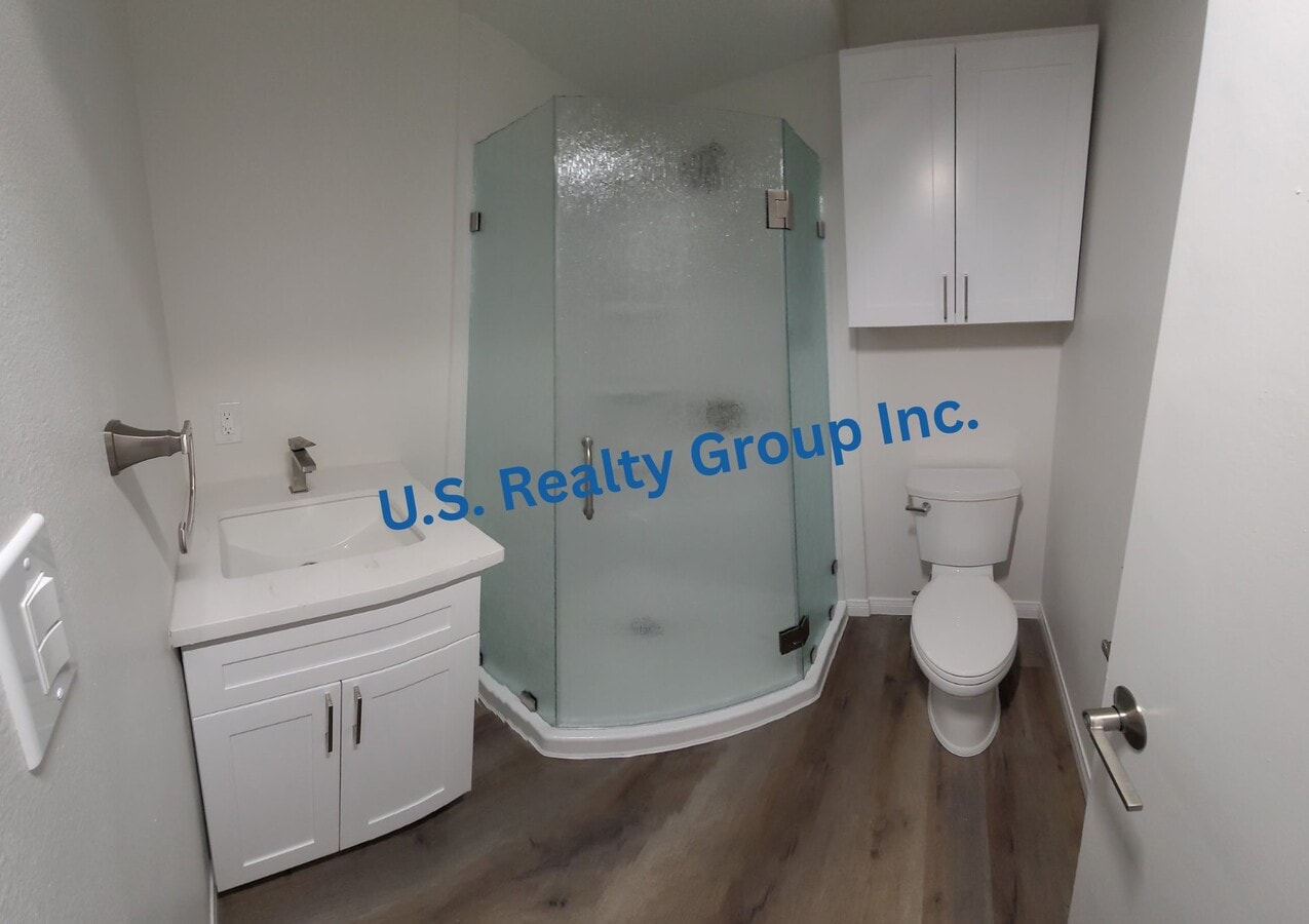 Photo - 740 N St Andrews Pl Unit 6