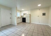 Photo - 322 Benton Wy Unit 6