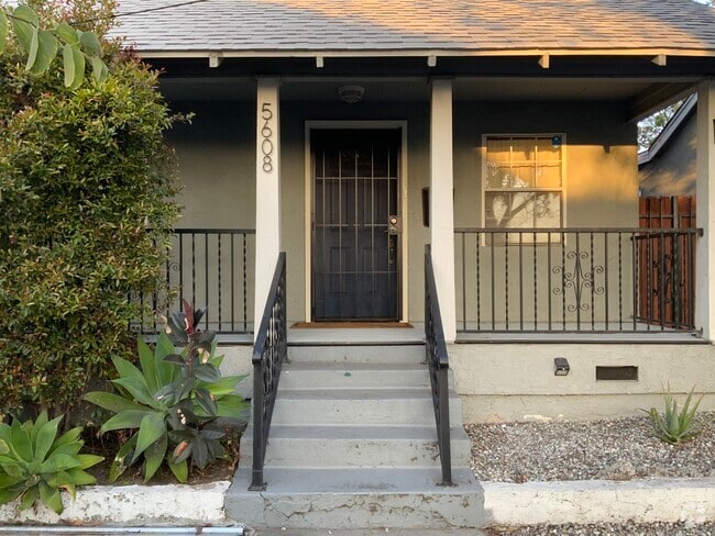 Building Photo - 5608 Naomi Ave Rental