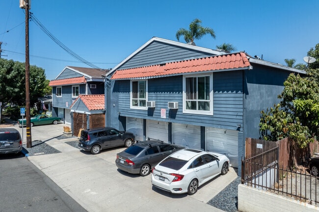 Building Photo - 1821 5th St. Rental