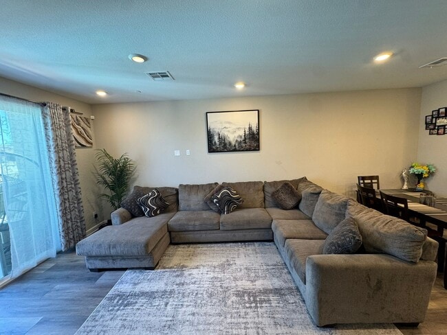 Photo - 1231 Sunrise View Townhome