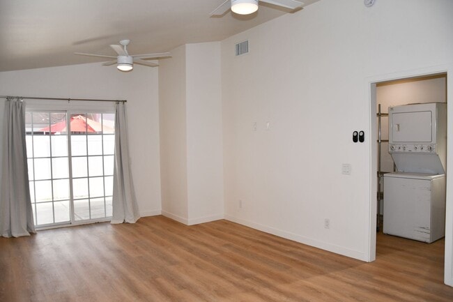Photo - Parker (388) North Unit Parker (388) #A