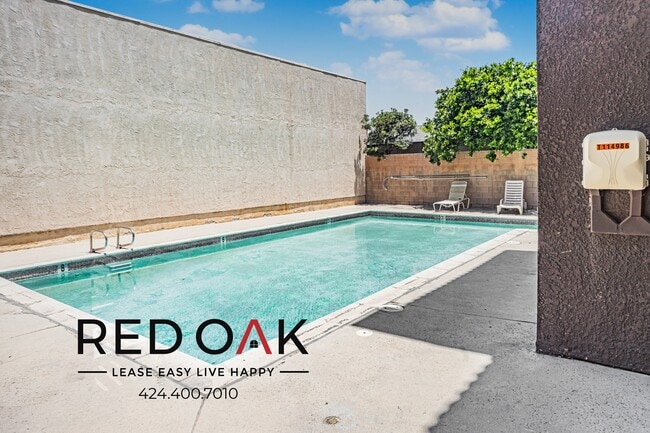 Photo - 8614 Woodley Ave Unit 307