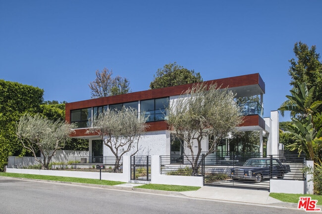 Photo - 1729 Angelo Dr House