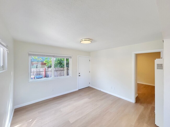 Photo - Beautiful 1BD/1BA Fully Remodeled Unit w/ ... Unit 4654