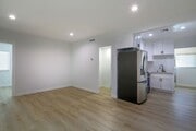 Photo - 7323 Valmont St