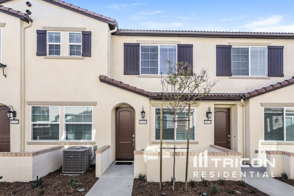 3D Tour - 24690 Ahora Ct Townhome