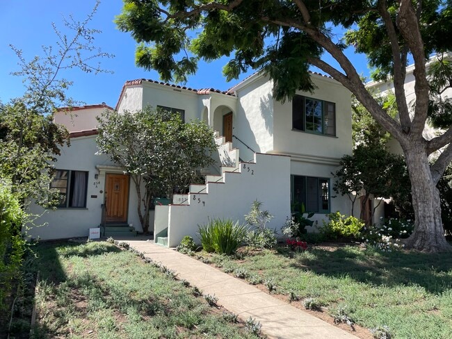 Building Photo - 854 19th St Unit 854