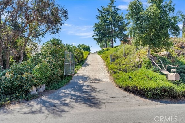 Photo - 14302 Descanso Dr