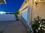 Photo - 1060 W 210th St House
