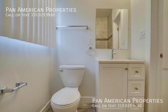 Photo - 447 1/2 W 4th St-A Unit A