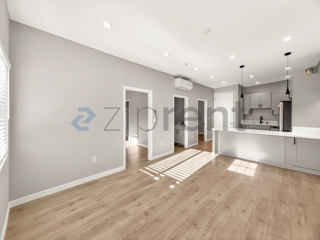 Photo - 3233 Easy Ave