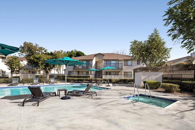 Photo - Rosewood Apartments