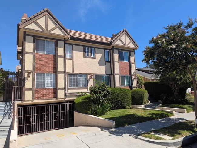 Photo - 361 Salem St Condo Unit 2