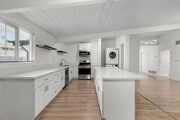 Photo - 4926 54th St