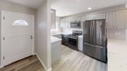 Photo - 5BD/2BA with Garage! Townhome