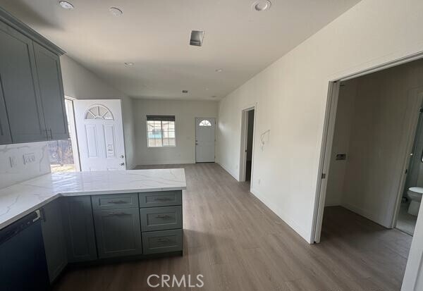 Photo - 10636 Fairhall St