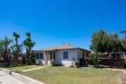 Photo - 5070 Glen St