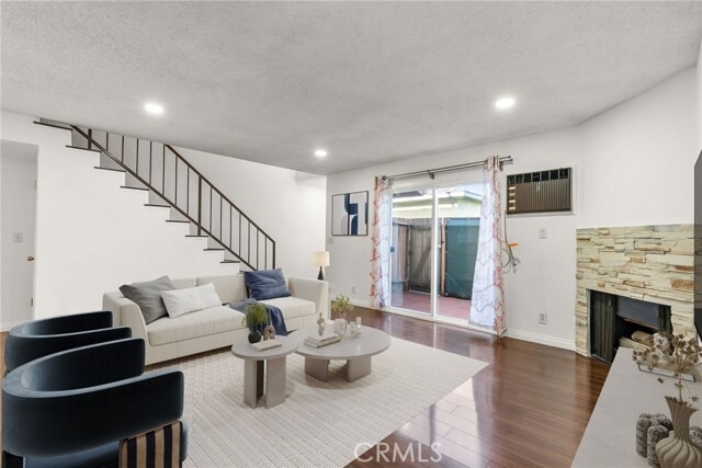 Building Photo - 14730 Normandie Ave Unit 4