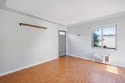 Photo - 4150 34th St Unit 4