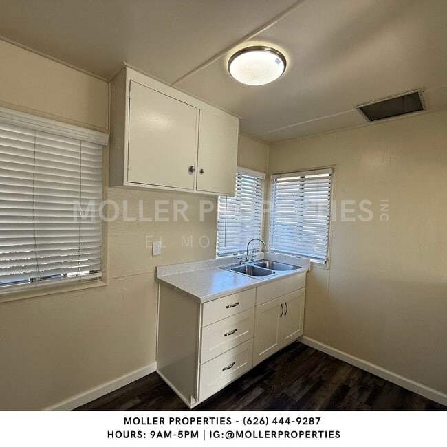 Photo - Magnolia 11900-11906 Unit mag04