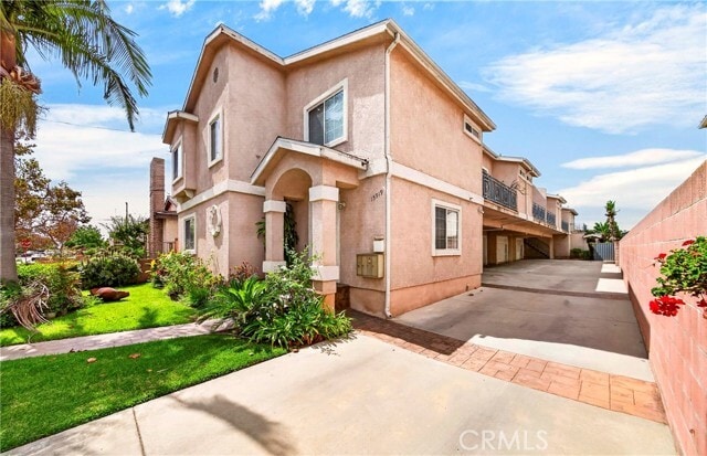 Photo - 15919 Halldale Ave