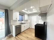 Photo - 1708 E Fairfield Ct Unit 3