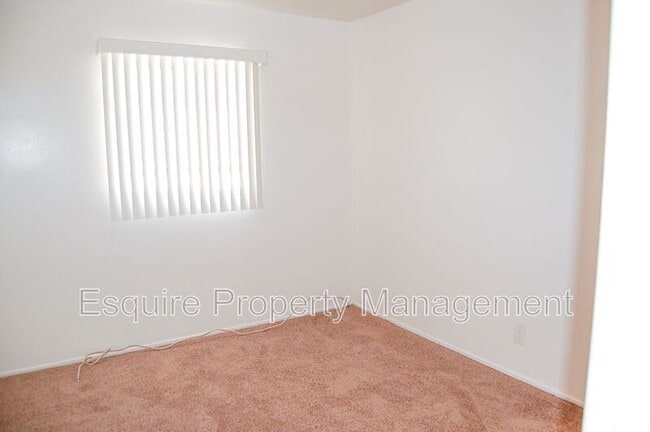 Photo - 2044 Chapel Dr