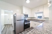 Photo - 1631 E 4th St Apartment Unit 1633