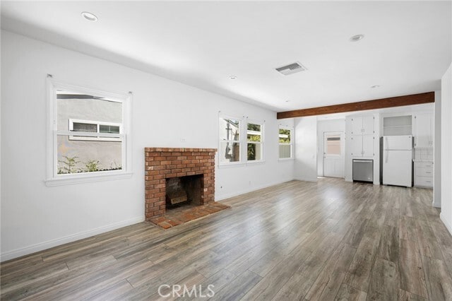 Photo - 6438 Densmore Ave