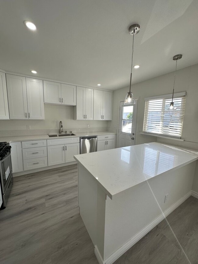 Photo - 240 W Collins Ave Unit A