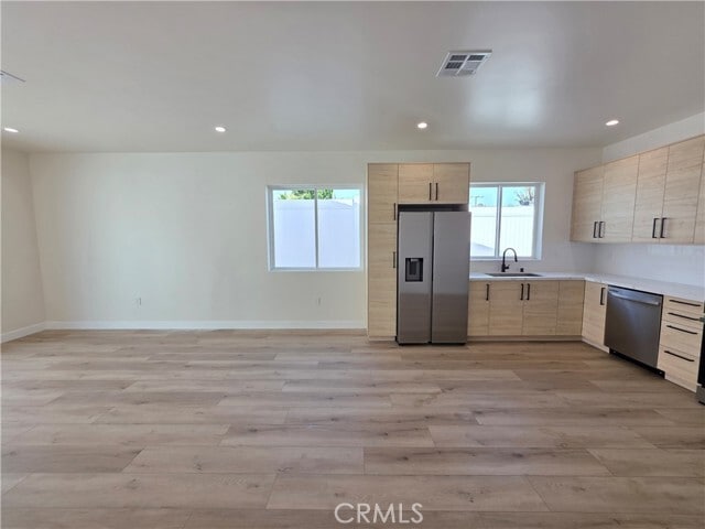 Photo - 17101 Kingsbury St