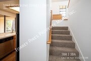 Photo - 1040 Hornblend St Unit D