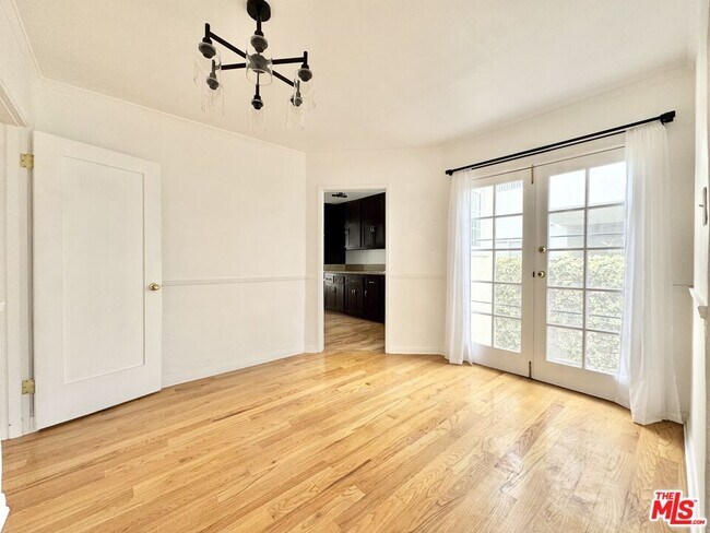 Photo - 1452 S Wooster St