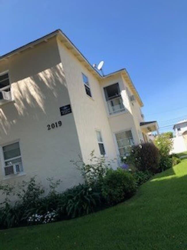 Photo - o2019 Unit B