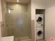 Photo - 727 W 7th St Unit 512