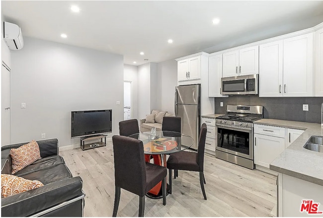 Photo - 420 W Century Blvd Apartment Unit 420 S. Citrus Avenue.
