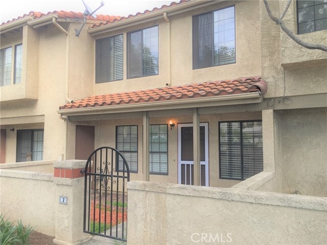 Building Photo - 8167 Vineyard Ave