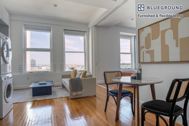 Photo - 354 S Spring St Unit FL9-ID1206