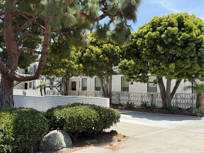Photo - 24242 Santa Clara Ave