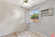 Photo - 1135 E Elk Ave Apartment Unit 3