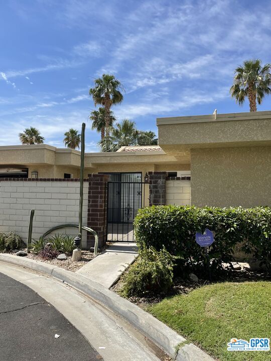 Photo - 6723 Greenwood Cir