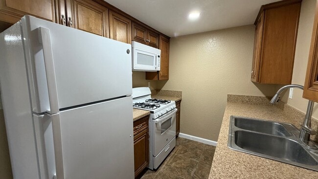 Photo - Two Bedroom One Bathroom Apartment in San Bernardino! Unit 7