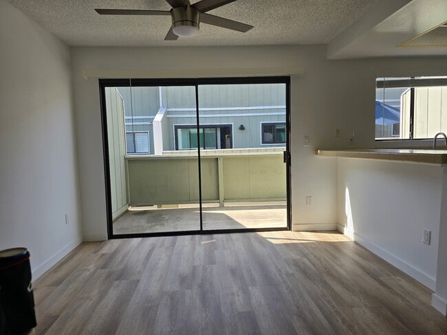 Photo - 714 N Irena Ave