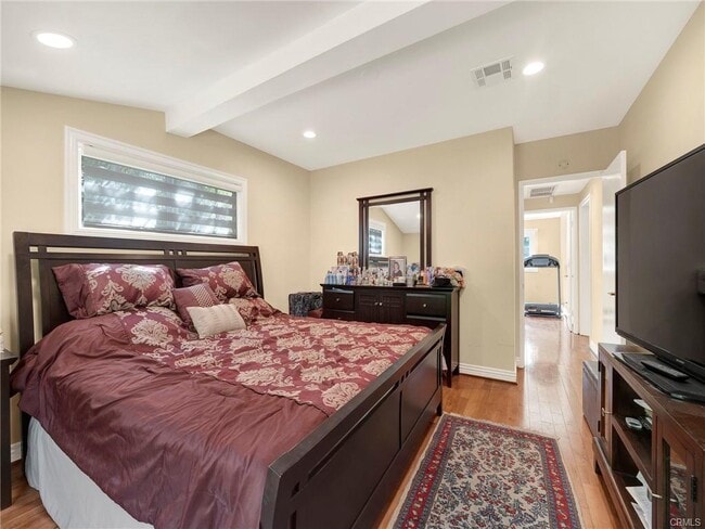 Photo - 5310 Nestle Ave