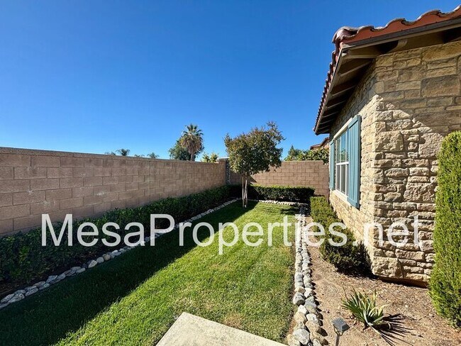 Photo - 10045 Goldenrod Ct