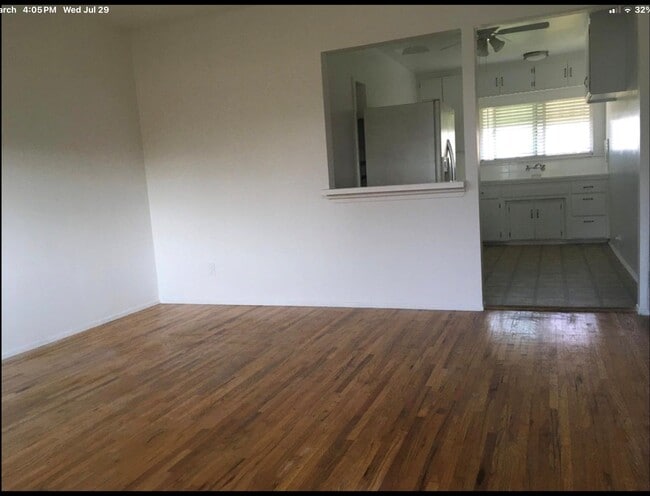 Photo - 4041 S Centinela Ave