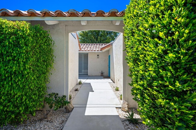 Photo - 78483 Cll Huerta